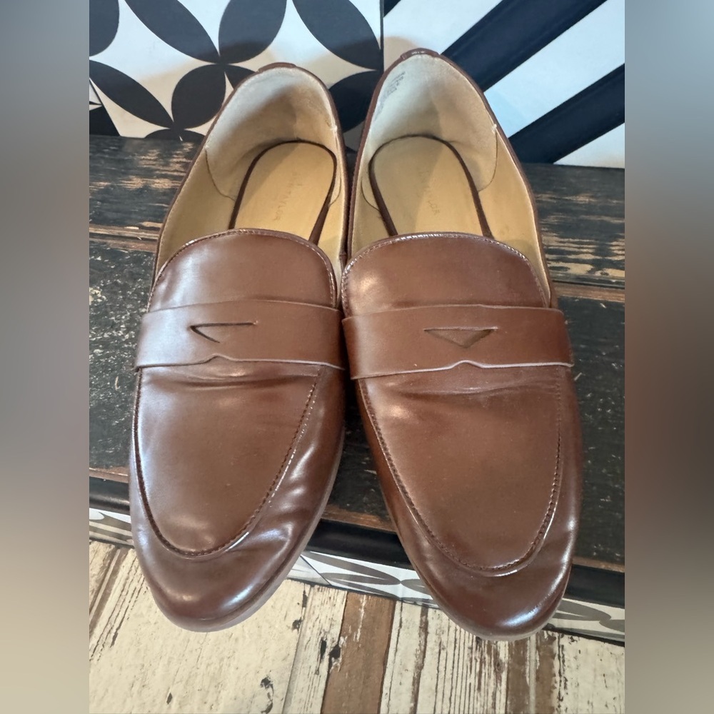 ANN TAYLOR women’s Brown Leather penny  Loafers- get this season’s hottest shoe🤎